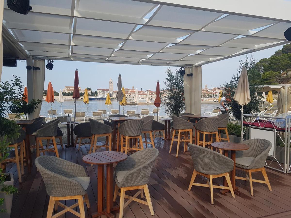 Apartment Lavanda Garden Rab Town Zewnętrze zdjęcie