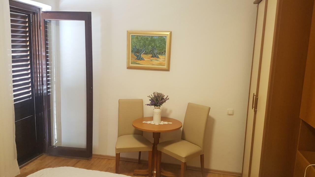 Apartment Lavanda Garden Rab Town Zewnętrze zdjęcie