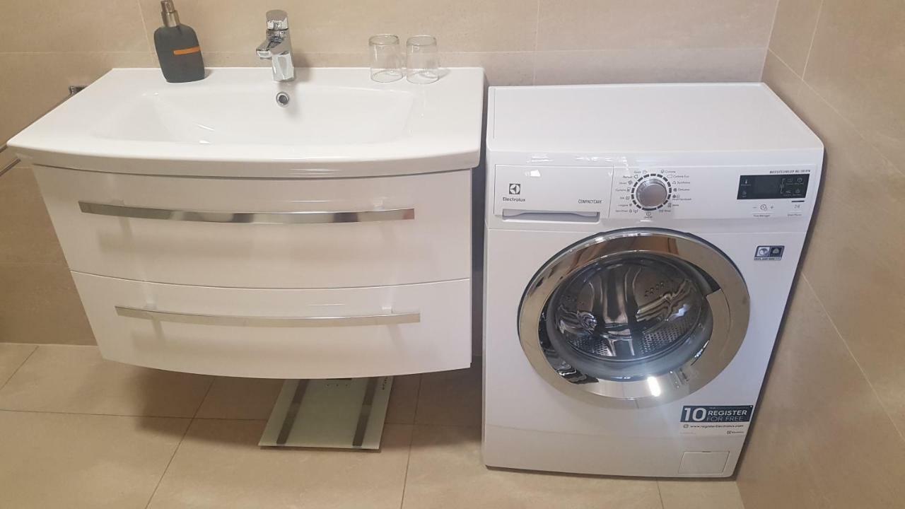 Apartment Lavanda Garden Rab Town Zewnętrze zdjęcie